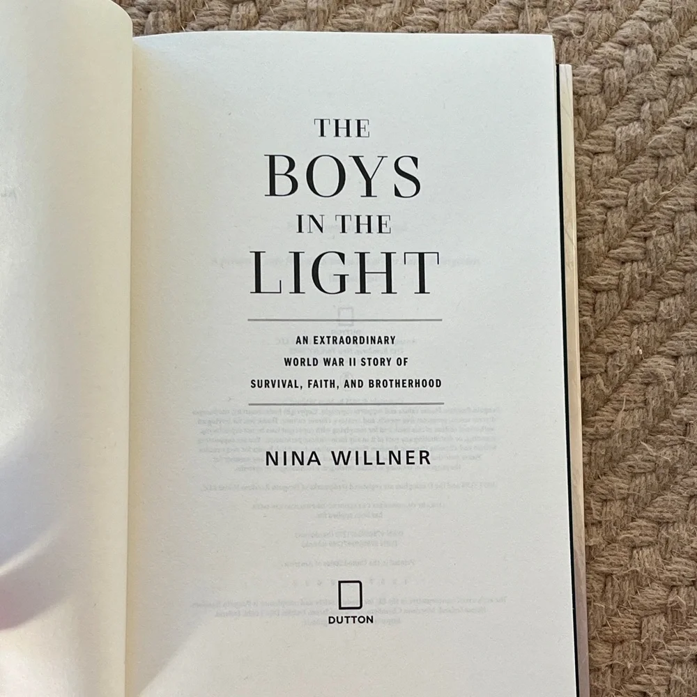 The Boys in the Light Book - Picture 8 of 13